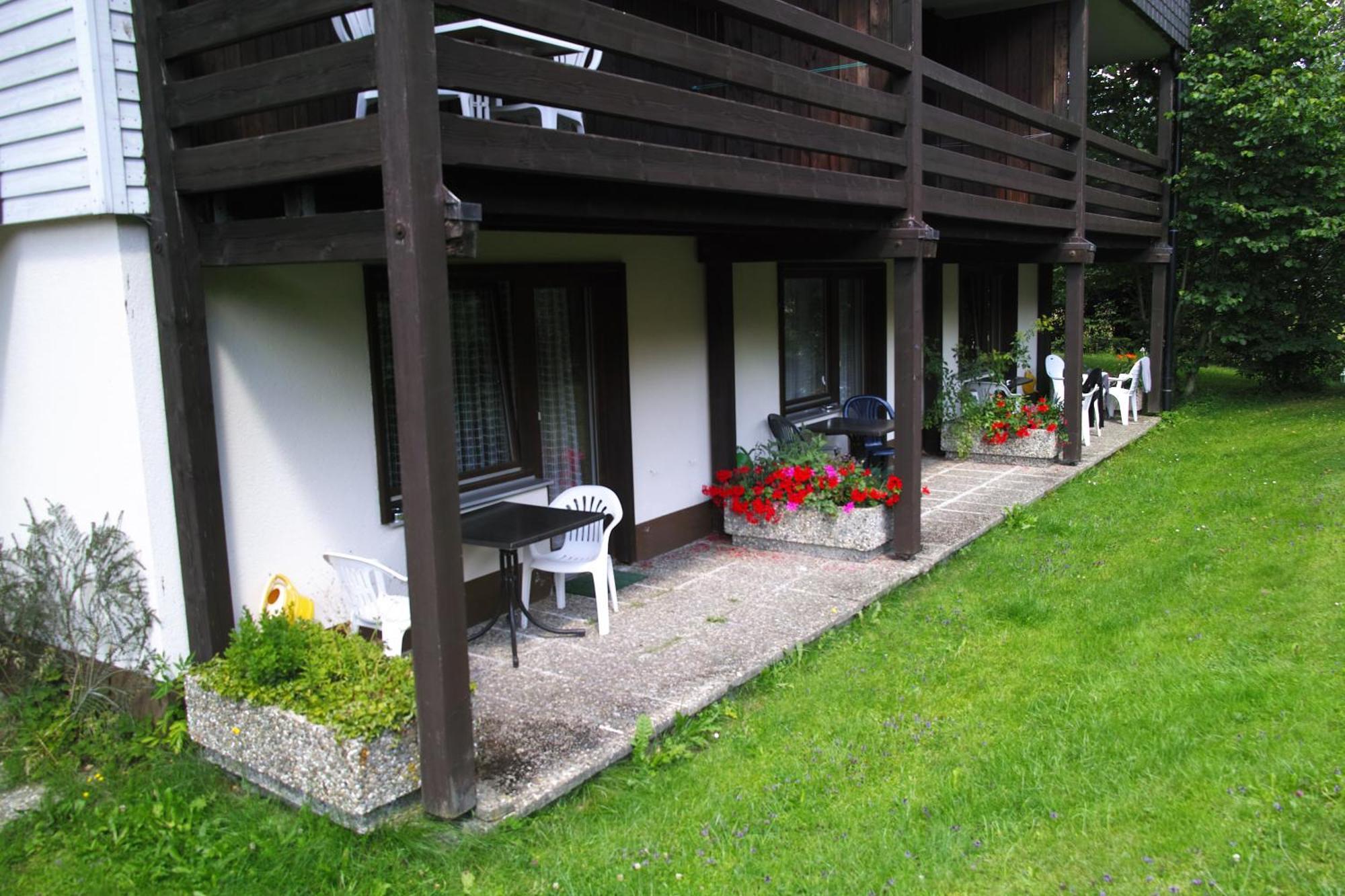 Naturidyll Am Fluss - Ferienhaus Albmatte - Grosser Garten Zum Grillen Und Entspannen-Direkt Neben Dem Radon Revitalbad Mit Sauna Und Thermalbecken St. Blasien Luaran gambar